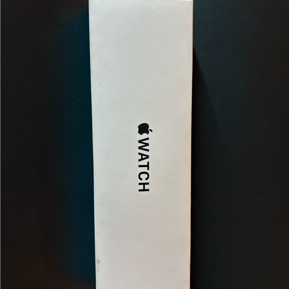 Apple Watch Packaging in White and Black